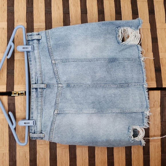 Free People destroyed button up jean skirt - Picture 5 of 9